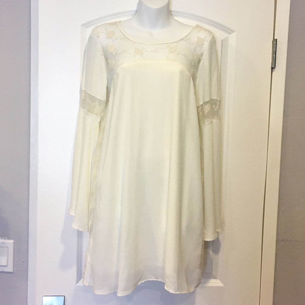 New! Off white lace chiffon back slit Tunic dress